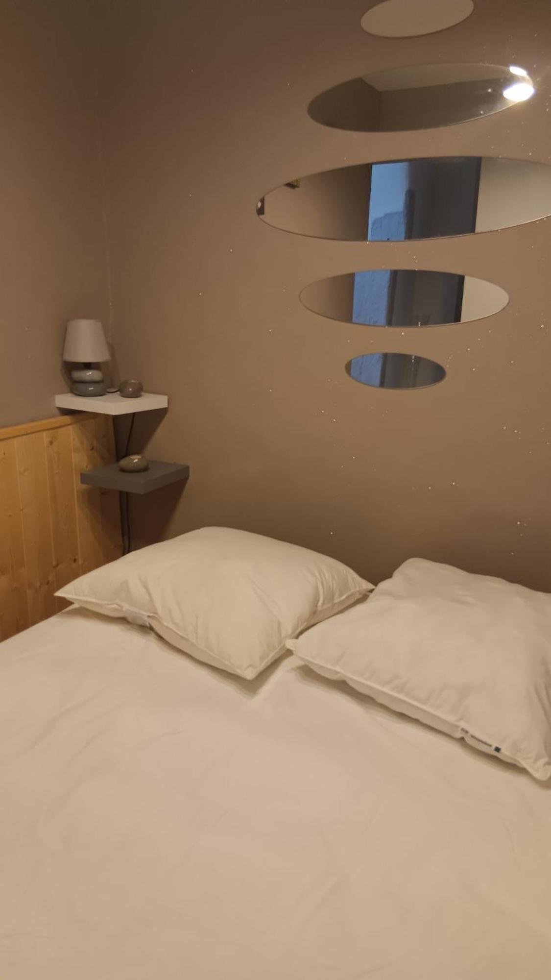 Appartement Pour 4 Personnes Dans Une Rue Tres Calme Saint-Laurent-le-Minier Ngoại thất bức ảnh